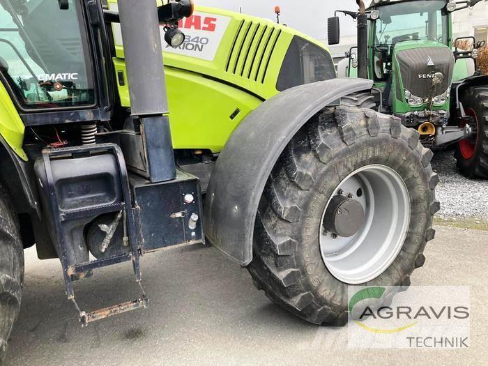 CLAAS AXION 840 CMATIC Traktoren