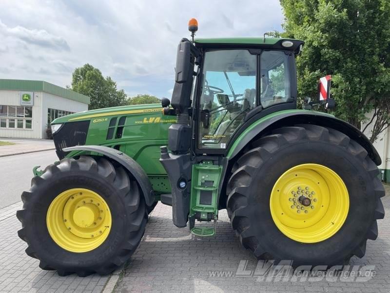 John Deere 6250R Premium Traktoren