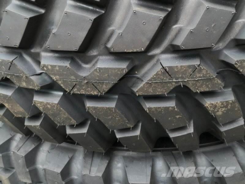 Nokian TRI2 440/80 R28 Reifen
