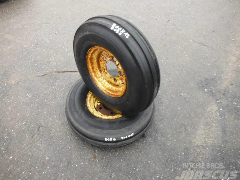 Dunlop 7.00X12 Reifen