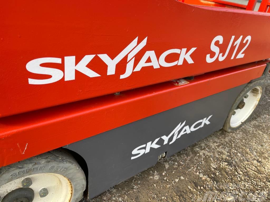 SkyJack SJ 12 Pelarlift Scheren-Arbeitsbühnen