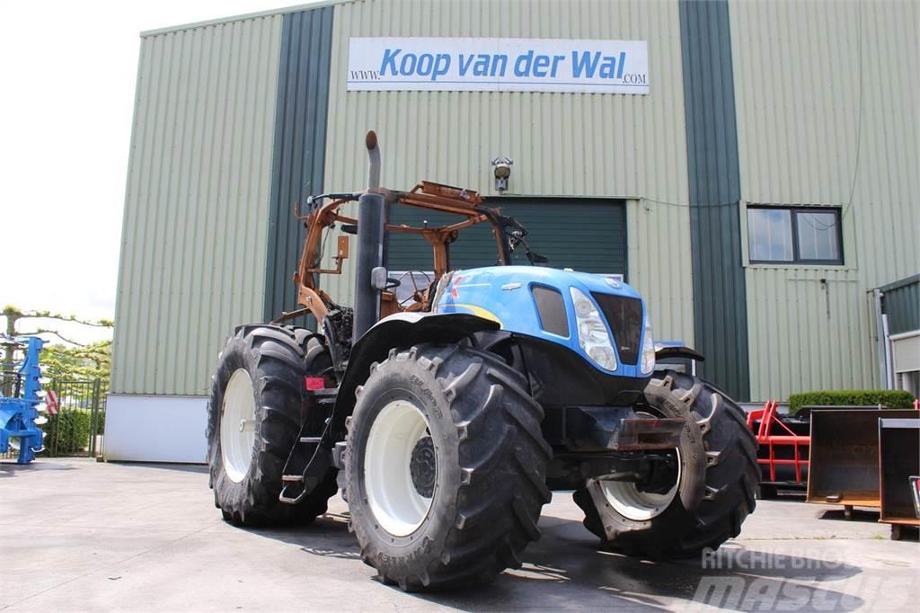 New Holland T7030 Traktoren