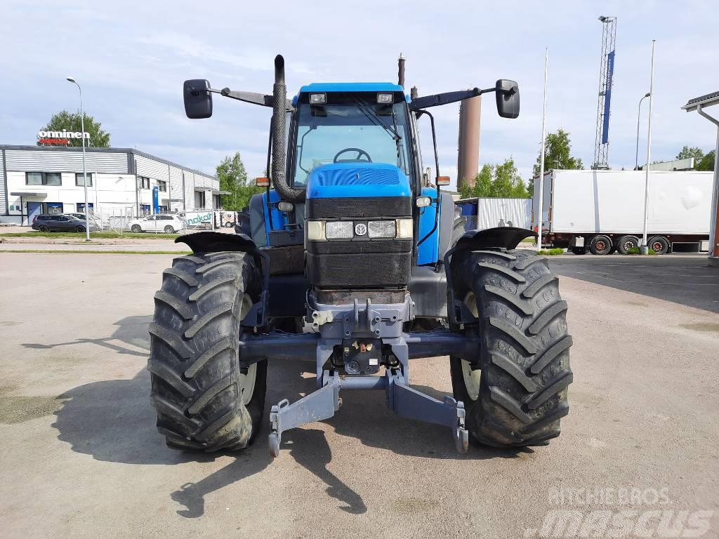 New Holland 8560 RC Traktoren