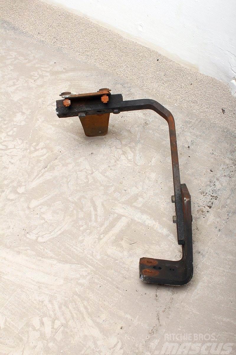 Case IH Farmall 55 C Front Fender Chassis