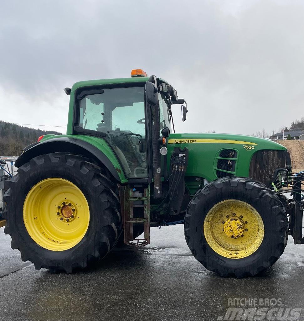 John Deere 7530 Premium Traktoren
