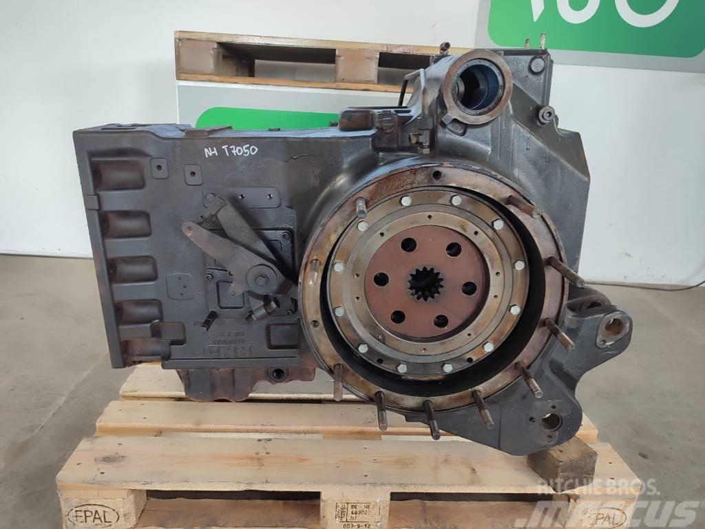 New Holland Rear differential 87650218 NEW HOLLAND T7050 Getriebe