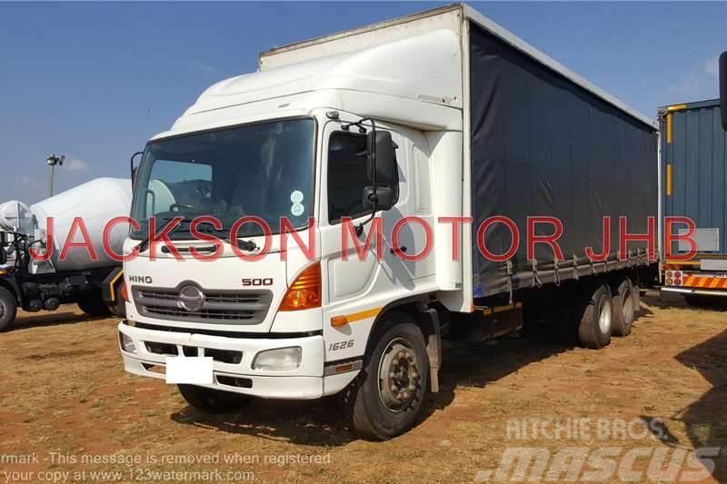 Hino 1626, 6x2 TAG AXLE WITH TAUTLINER BODY Andere Fahrzeuge
