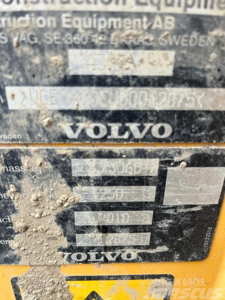 Volvo A 30 E Dumper - Knickgelenk