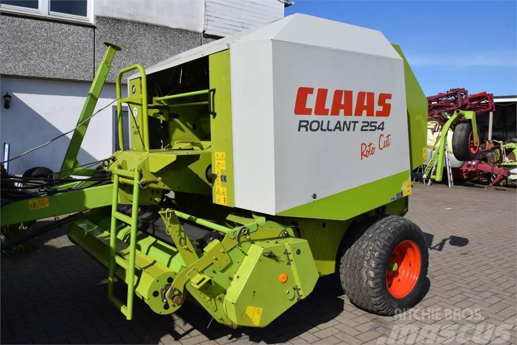 CLAAS Rollant 254 RC Rundballenpressen