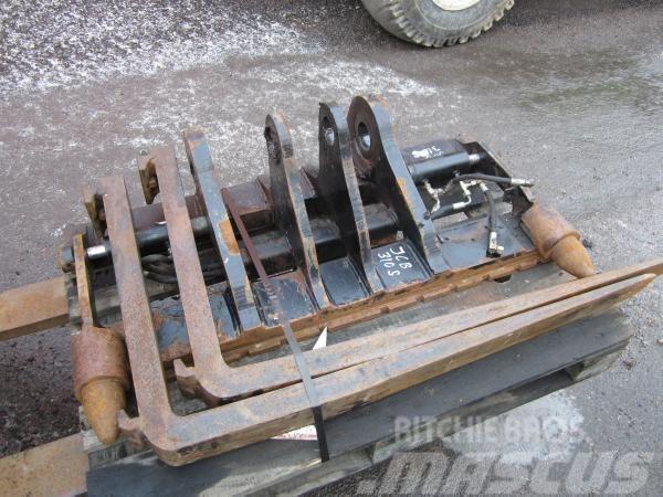 JCB TM310 , 300 Pin and cone coupler Gabeln