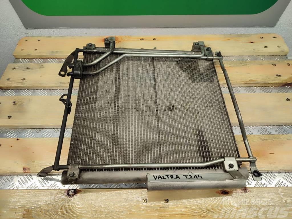 Valtra T214 Air conditioning radiator condenser 84485540B Radiatoren