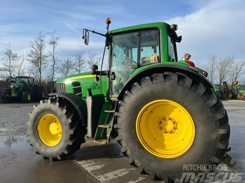 John Deere 7530 AP Traktoren