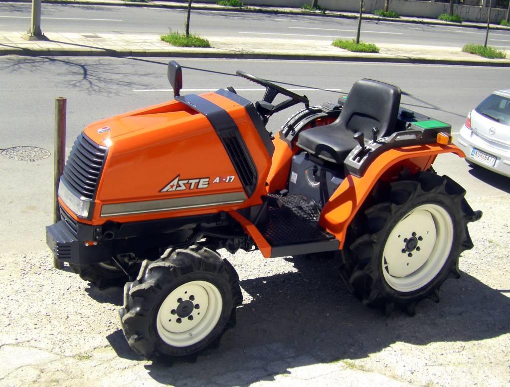 Kubota ASTE A-17 4wd Traktoren