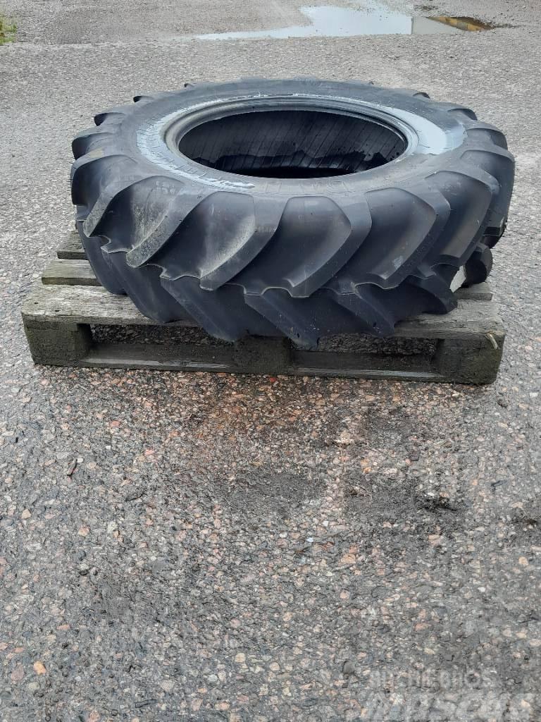 Michelin 13,6R24 Däck Reifen