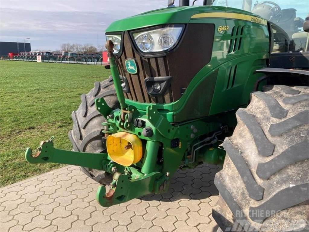 John Deere 6145R MIT FRONTZAPFWELLE Traktoren