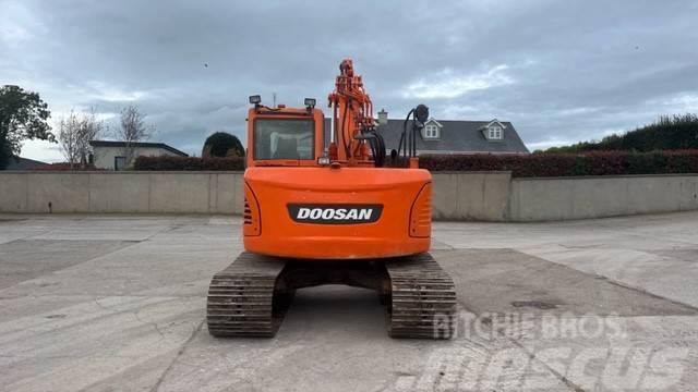 Doosan DX 140 Raupenbagger
