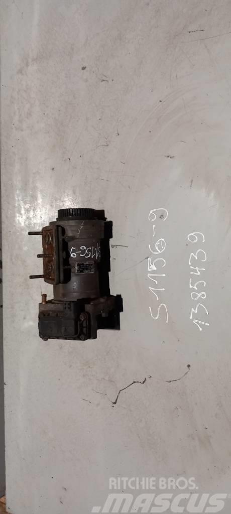 Scania R124.420 brake main valve 1385439 Bremsen