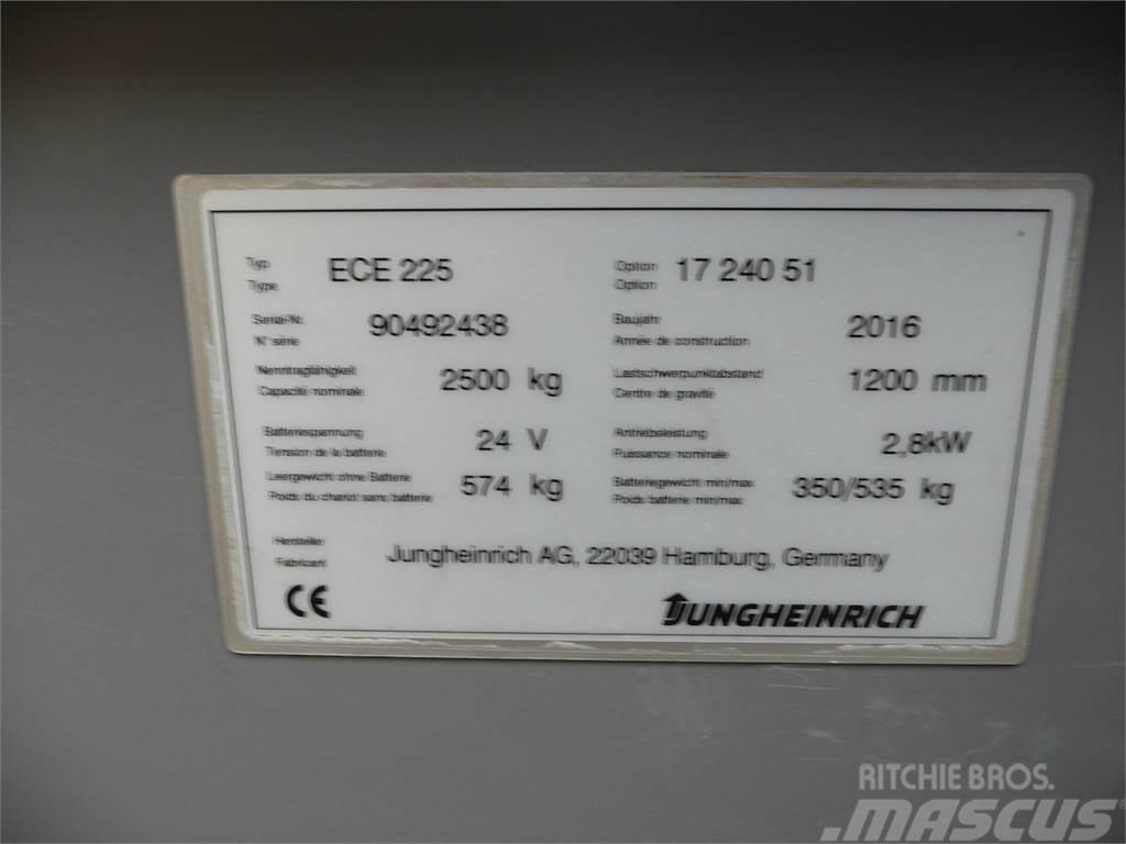 Jungheinrich ECE 225 2400x510mm Niederhub-Kommissionierer