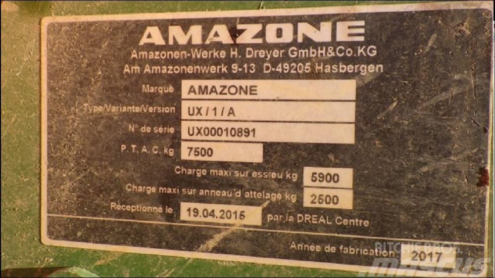 Amazone UX 3200 Special Anhängespritzen