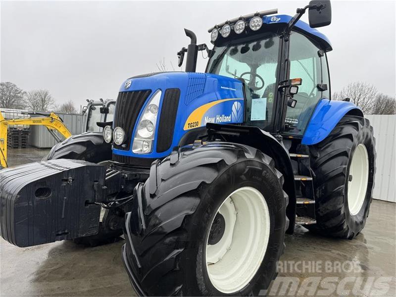 New Holland TG 230 Traktoren