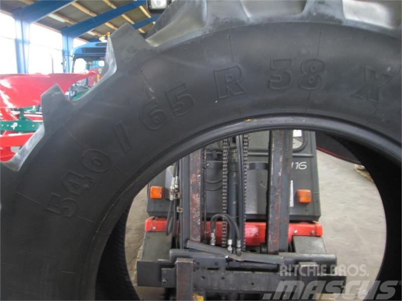 Michelin XM108 540/65 R38 Reifen