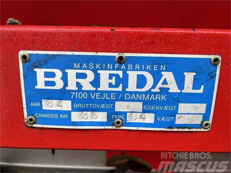 Bredal B 4 Med rustfri båndkasser Mineraldüngerstreuer