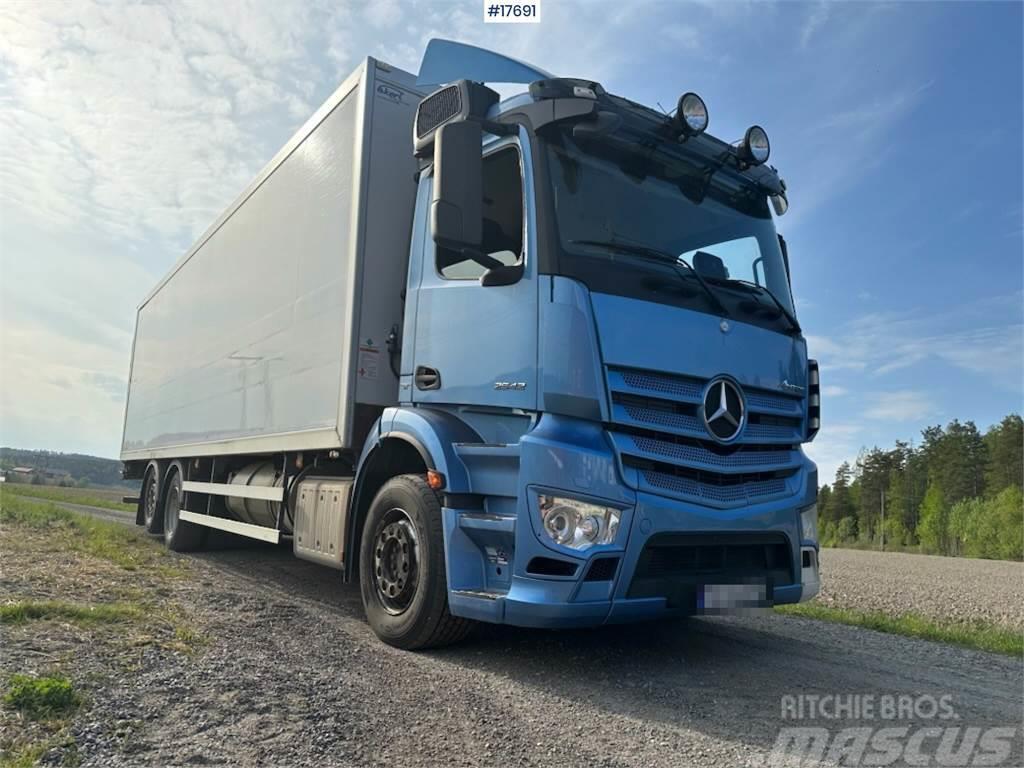 Mercedes-Benz Antons 6x2 Box truck w/ fridge/freezer unit. Kofferaufbau