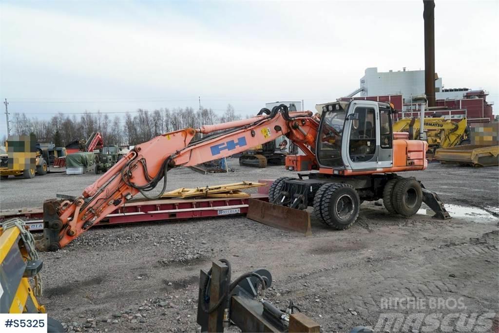 Hitachi EX165W EXCAVATOR WITH TOOLS Mobilbagger