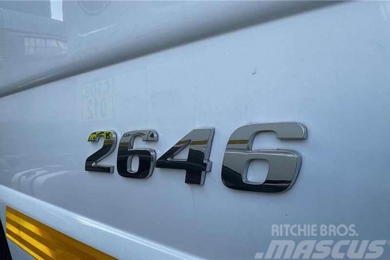 Mercedes-Benz Actros 2646 6x4 TT Andere Fahrzeuge