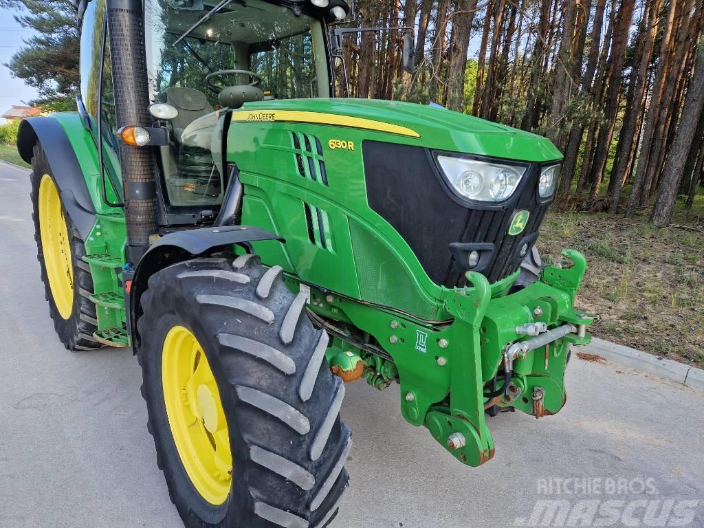 John Deere 6130 R Traktoren