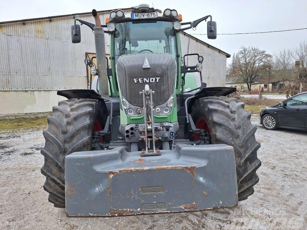 Fendt Vario 828 Traktoren