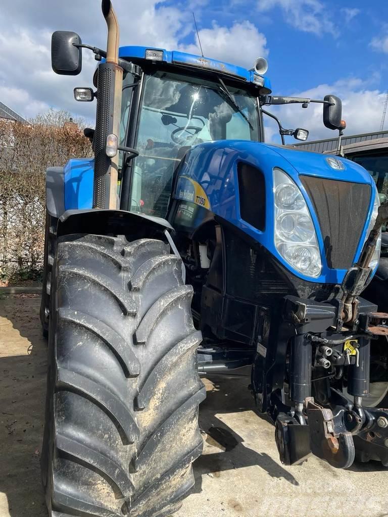 New Holland T7050 T7050 Traktoren