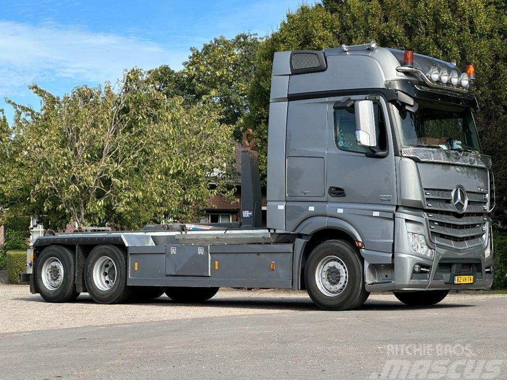 Mercedes-Benz Actros 2551!!EURO6!!HOOKLIFT/CONTAINER/FULL OPTION Abrollkipper