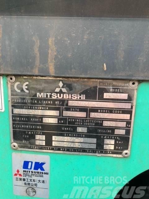 Mitsubishi FG25N LPG heftrucks