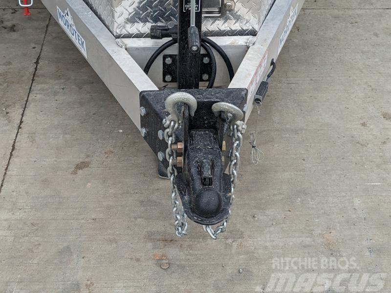  82 x 20' Aluminum Hydraulic Tilt Deck Trailer 82 x Maschinetransporter