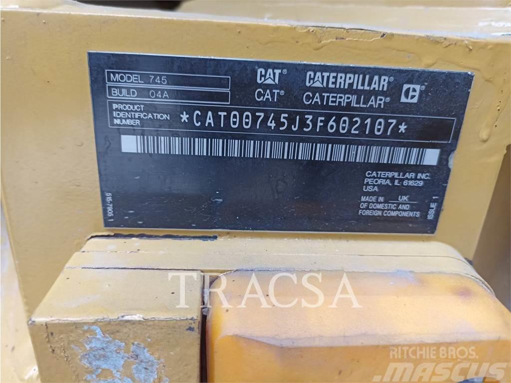 CAT 745 Dumper - Knickgelenk