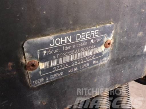 John Deere 3235A GANG MOWER Handgeführte Rasenmäher