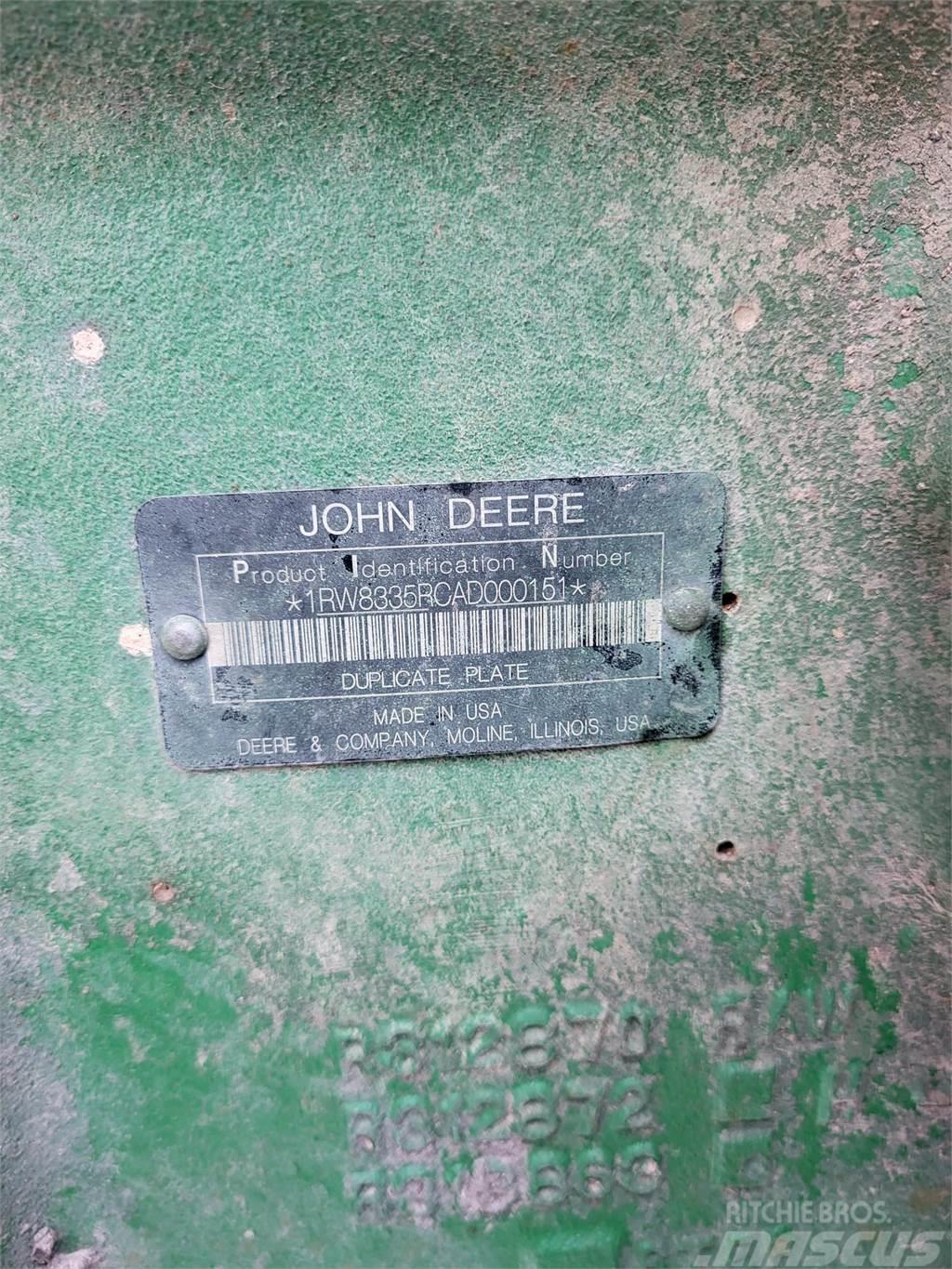 John Deere 8335R Traktoren