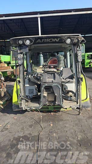 CLAAS Arion 630    hook Chassis