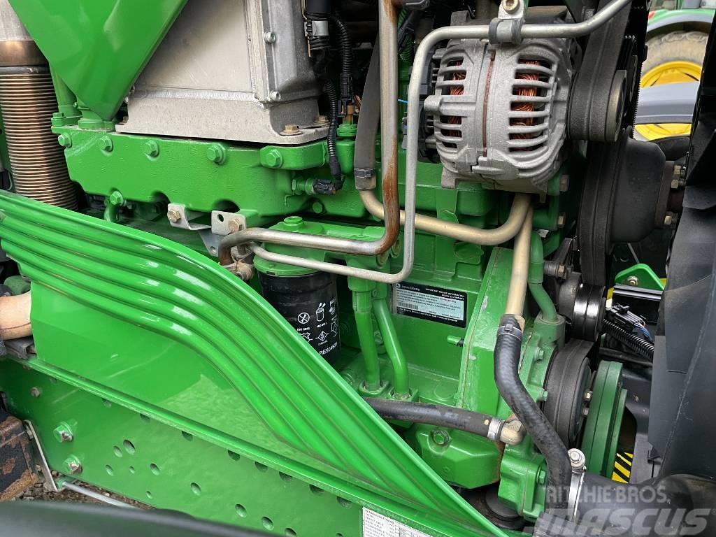 John Deere 6830 Premium AutoPowr Traktoren