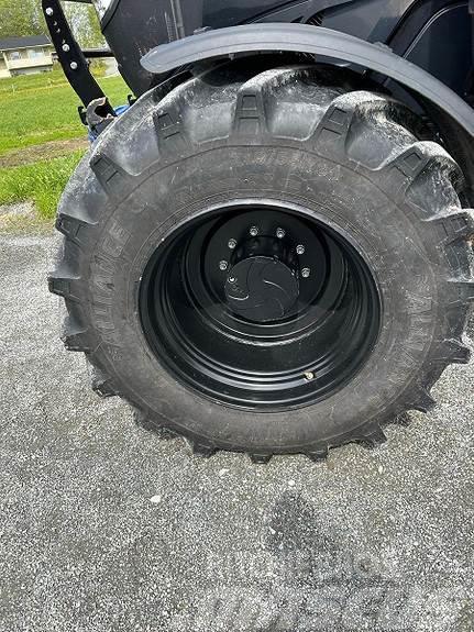  Hjul par: Alliance agristar 710/55R30 svart DW23 Traktoren