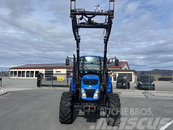 New Holland T4.75 KUN 1530 timer Traktoren