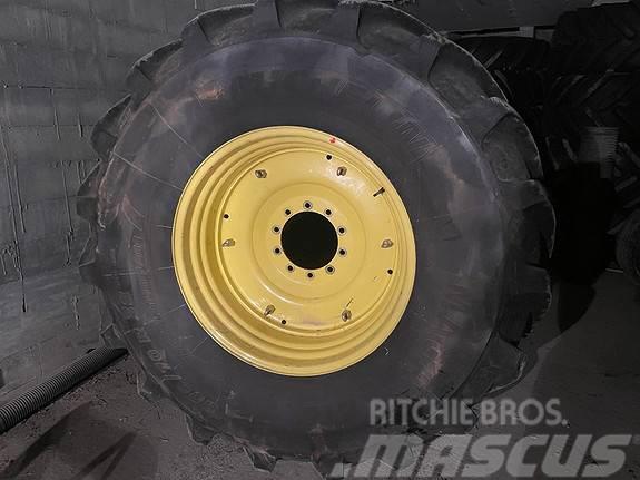  Ukjent merke Michelin machxbib 800/70r38 og 600/70 Traktoren