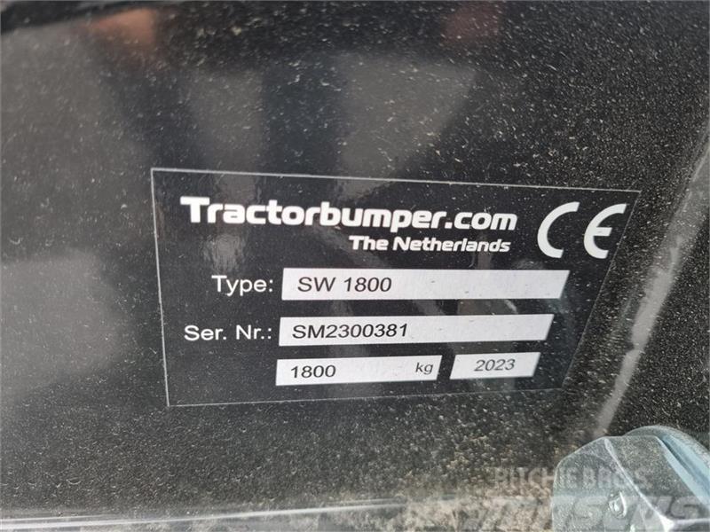  Tractor Bumper  1800 kg. Frontgewichte
