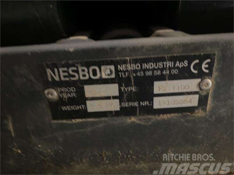Nesbo FS 1100 Schaufeln