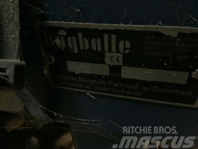 Bogballe EX 1300 M/OVERBYGNIN Düngemittelverteiler