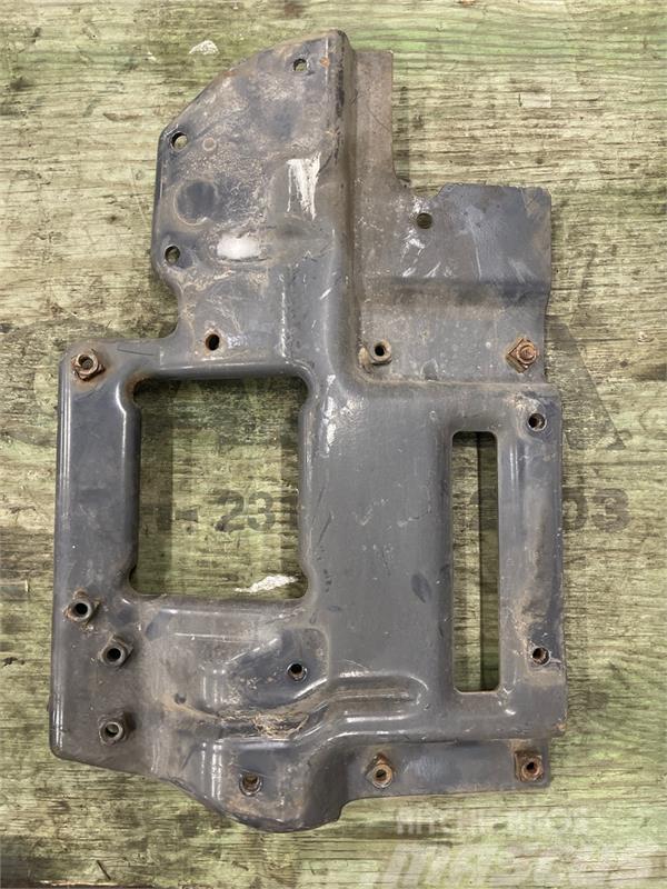 Scania  BRACKET 1915256 Chassis