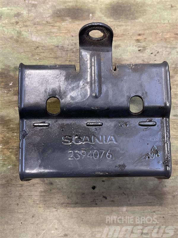Scania SCANIA BRACKET 2394076 Bremsen
