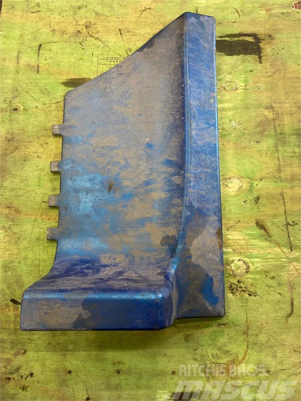 Scania SCANIA STEP COVER 1390074 Chassis