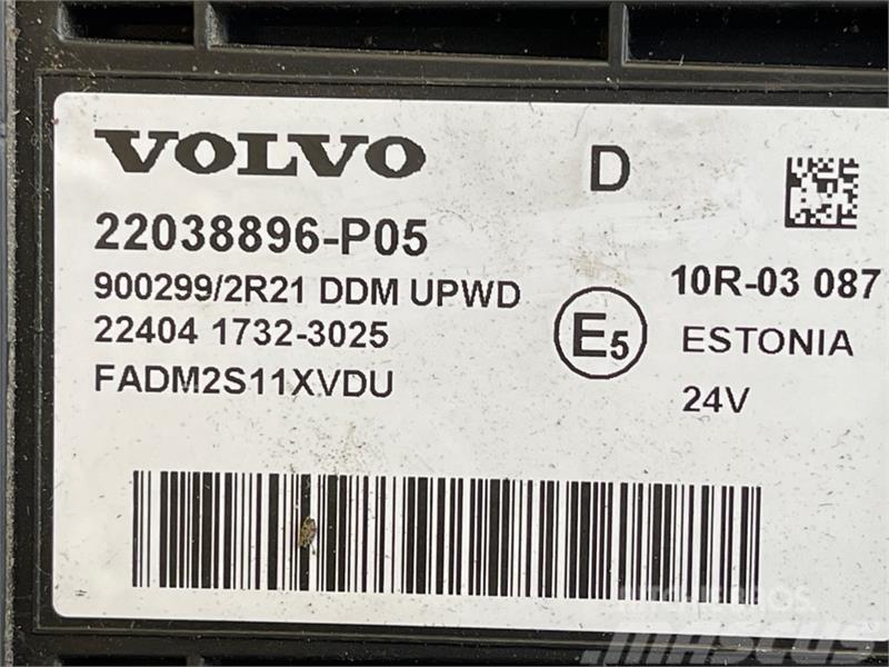 Volvo VOLVO CONTROL UNIT 22038896 Elektronik